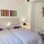 Center 2 Bedrooms